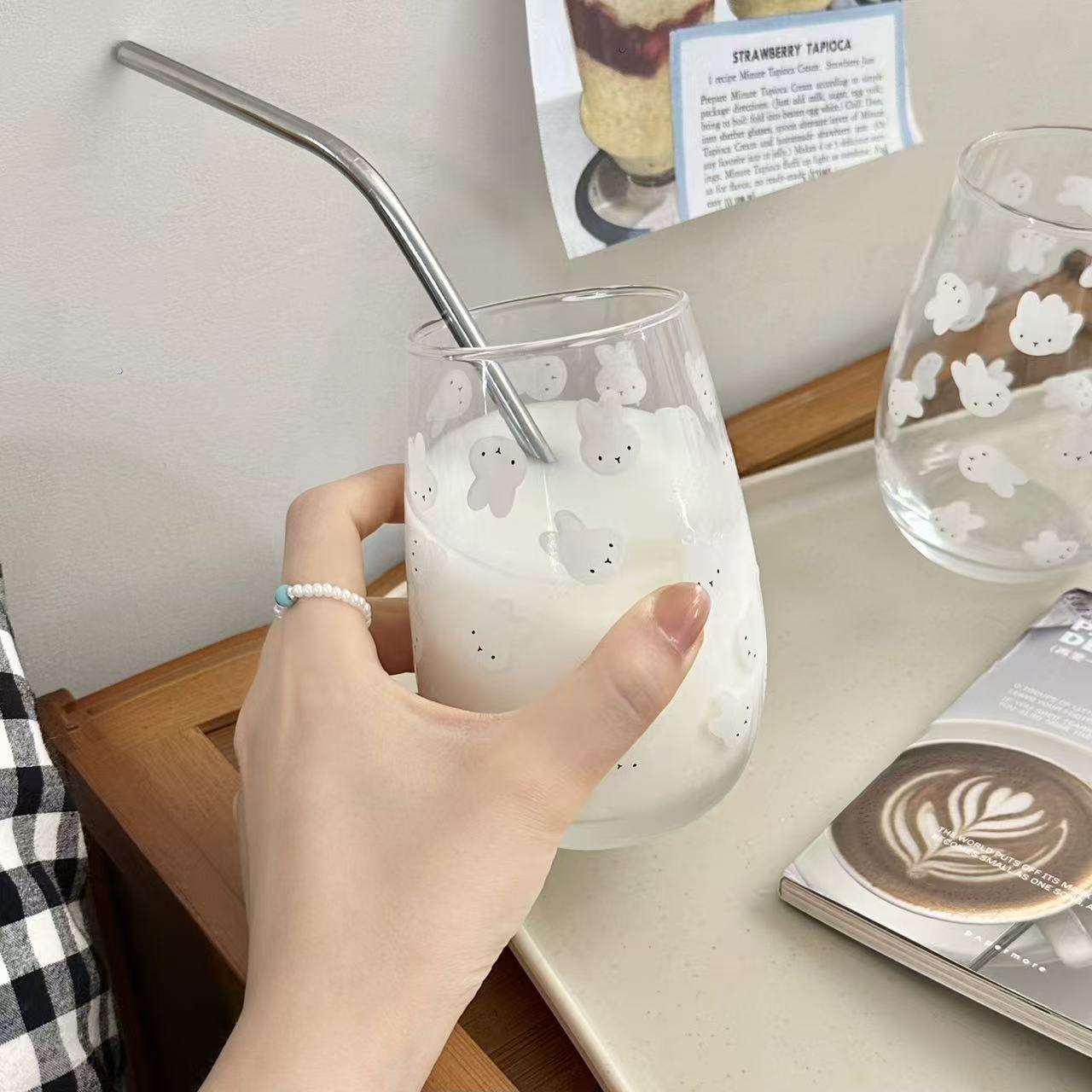 Niedlicher Miffy-Kaninchen-Dru – Coffee Tea With Milk Bewertung und Preis