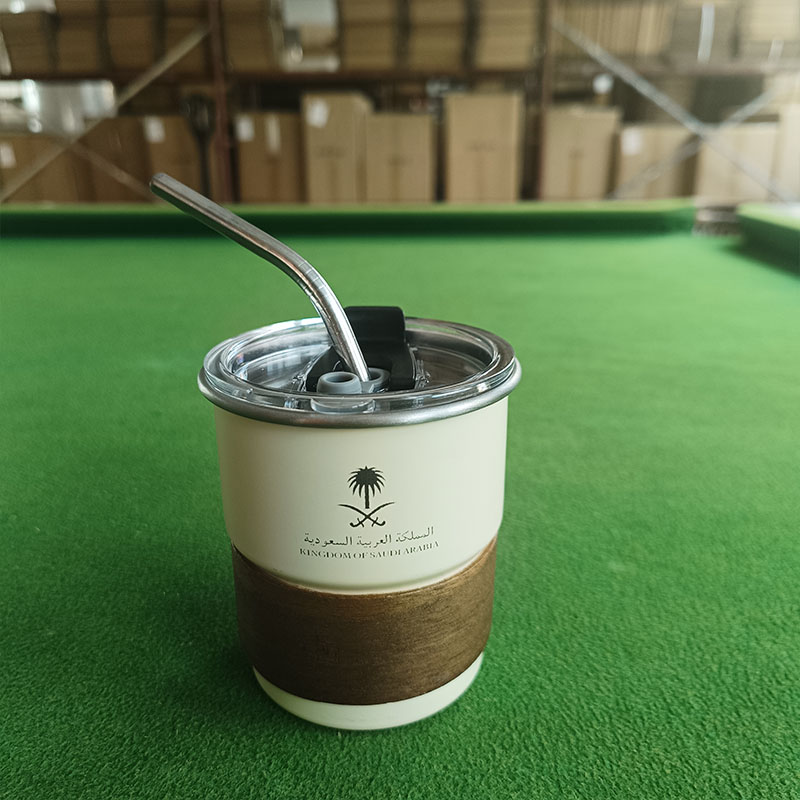 National Emblem of Saudi Arabi – Coffee Tea Name Bewertung und Preis